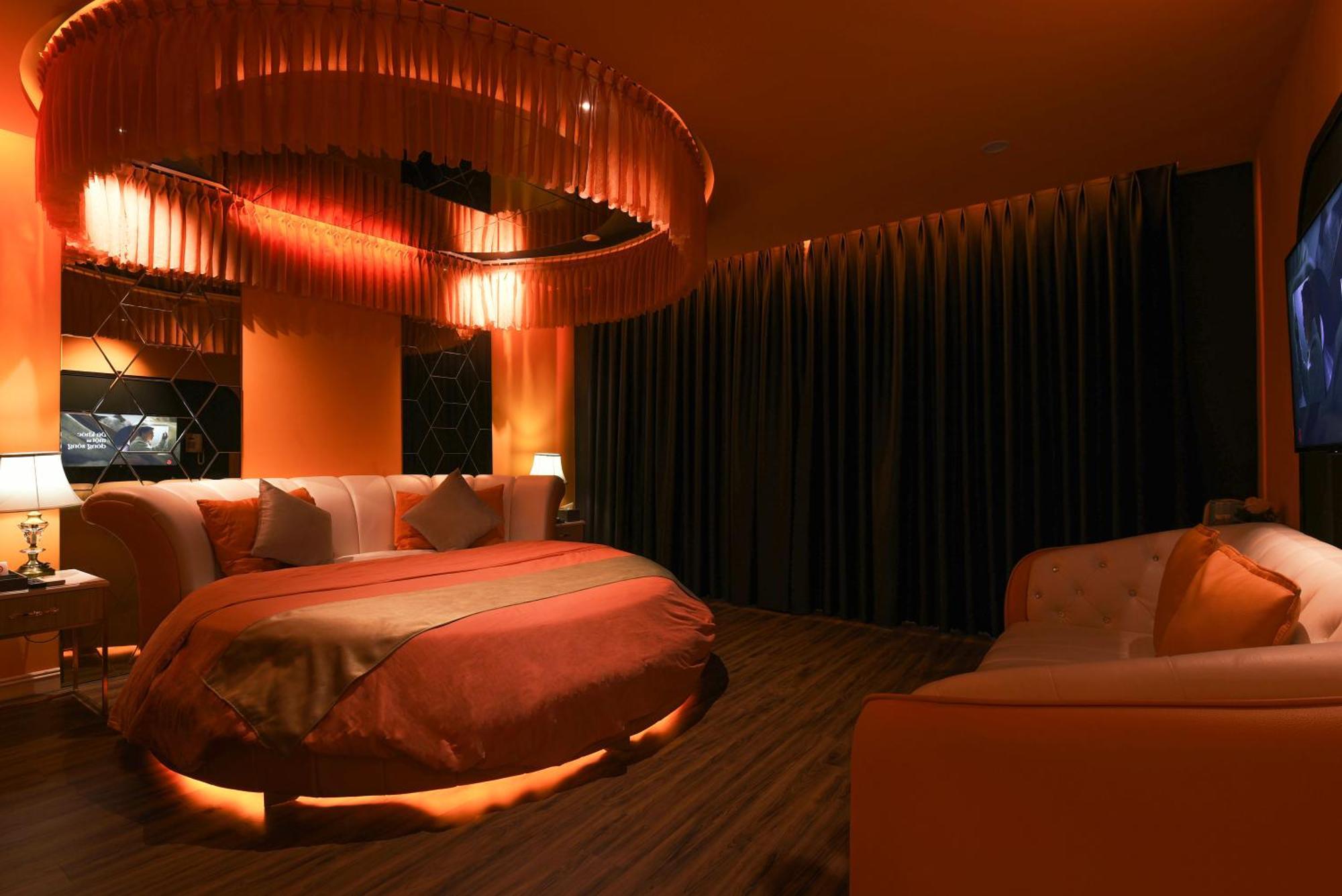 Hotel Chiic House 1 - Khach San Tinh Yeu Da Nang Zewnętrze zdjęcie