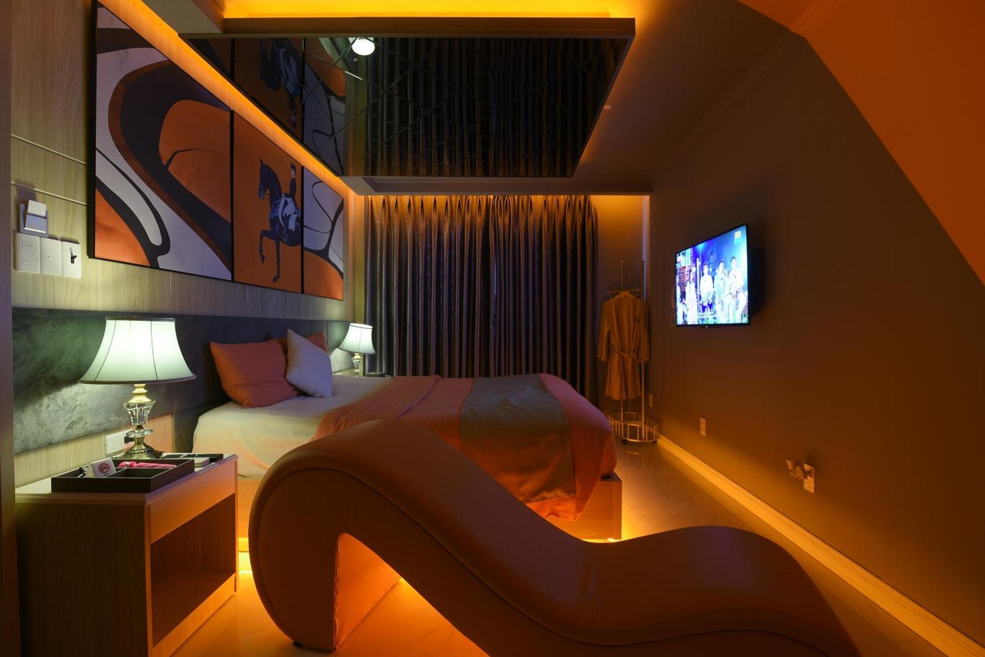 Hotel Chiic House 1 - Khach San Tinh Yeu Da Nang Zewnętrze zdjęcie